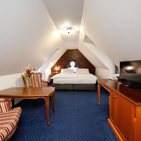 Hotel Stekl Hluboká nad Vltavou Esterno foto